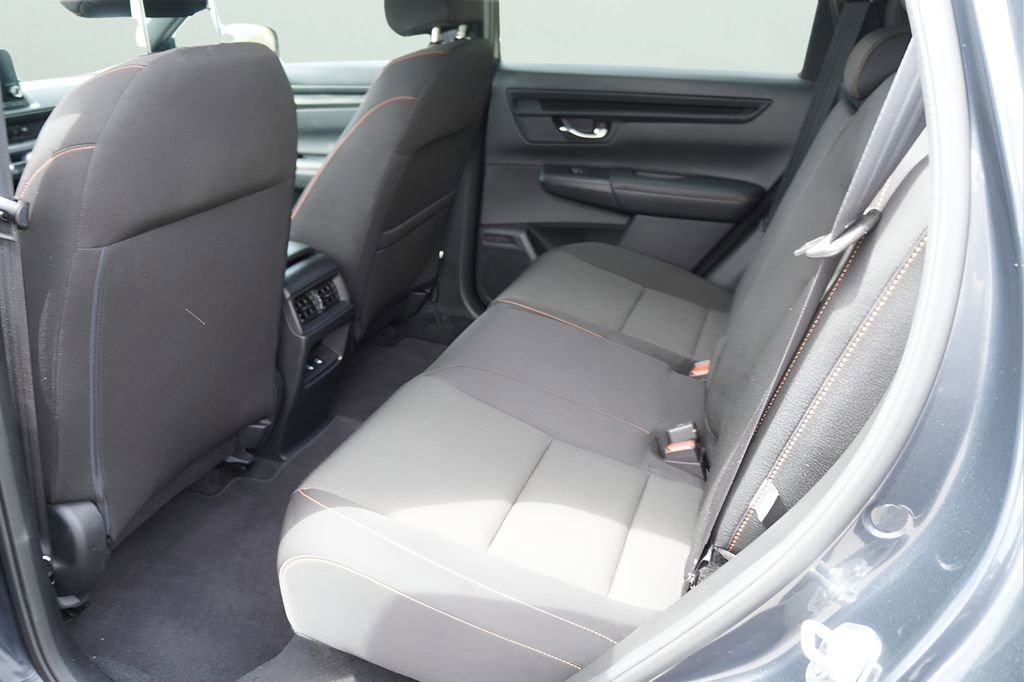 Used 2023 Honda CR-V Sport image 11