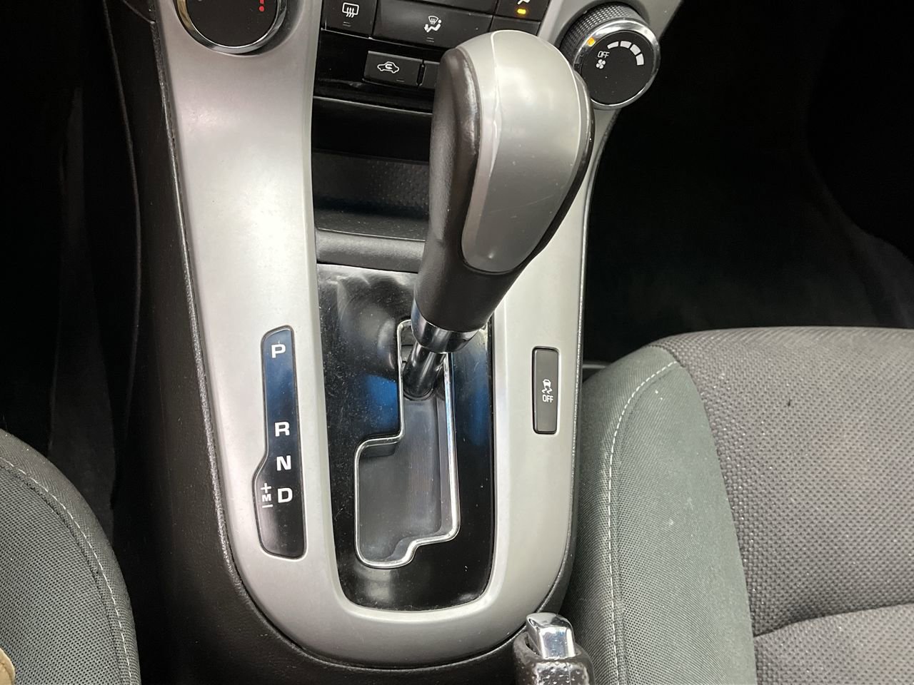 Used 2012 Chevrolet Cruze LT w/ All-Star Edition FWD image 19