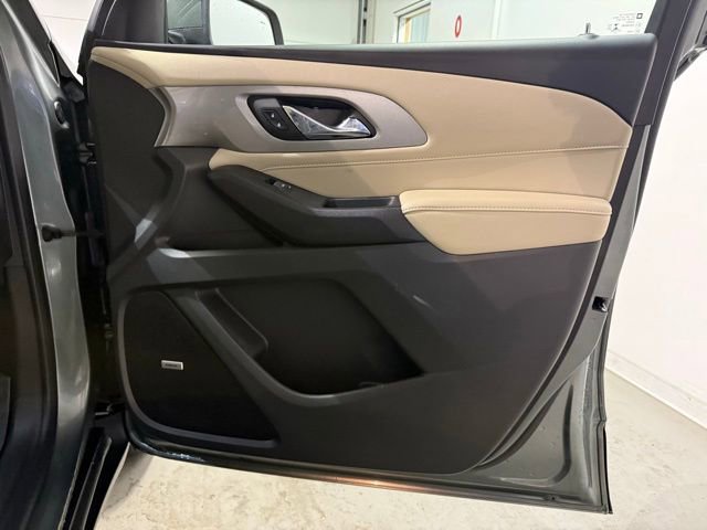 Certified 2023 Chevrolet Traverse LT w/ LT Premium Package image 29