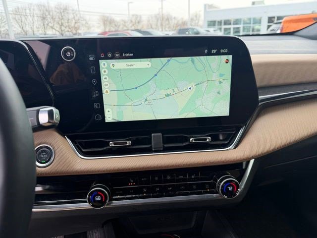 Used 2025 Chevrolet Equinox ACTIV image 18