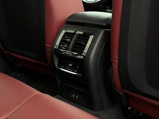 Used 2023 BMW X3 xDrive30i image 25