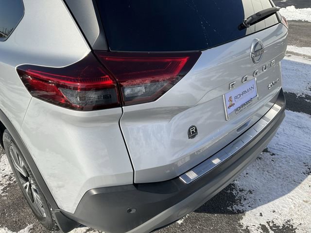 Used 2023 Nissan Rogue SV image 28