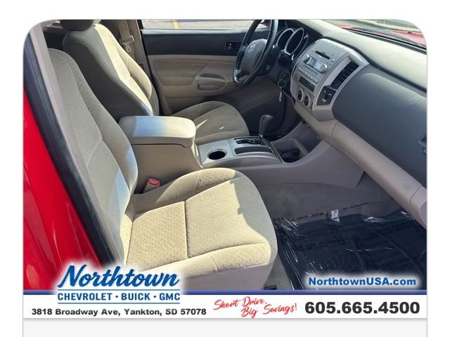 Used 2005 Toyota Tacoma PreRunner image 15
