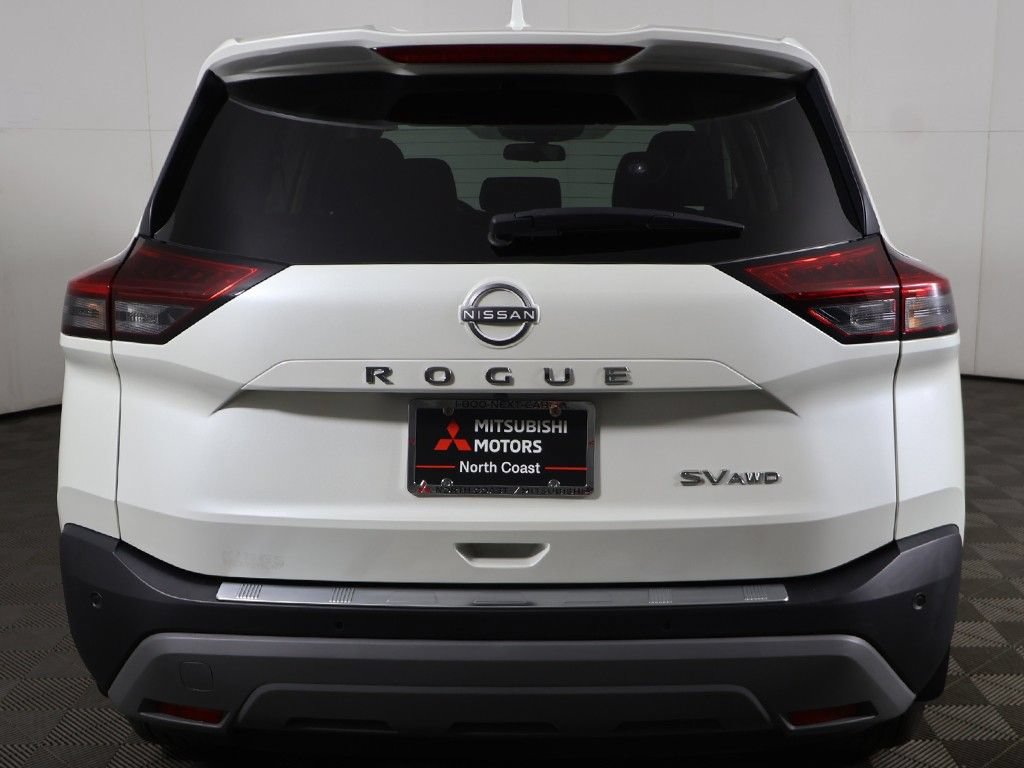 Used 2023 Nissan Rogue SV AWD/4WD image 10