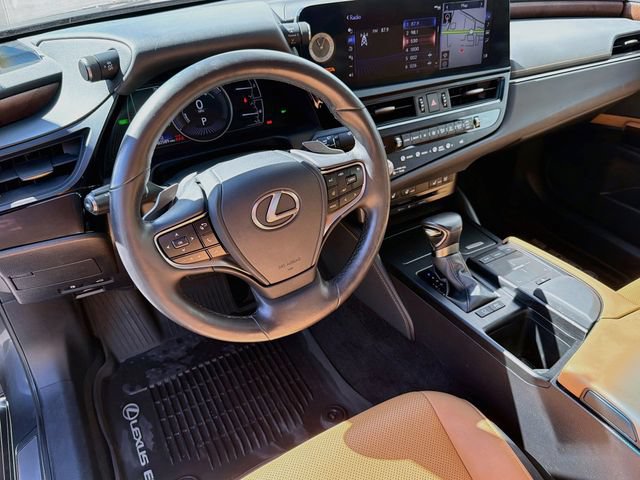Used 2022 Lexus ES 300h w/ Premium Package FWD image 12