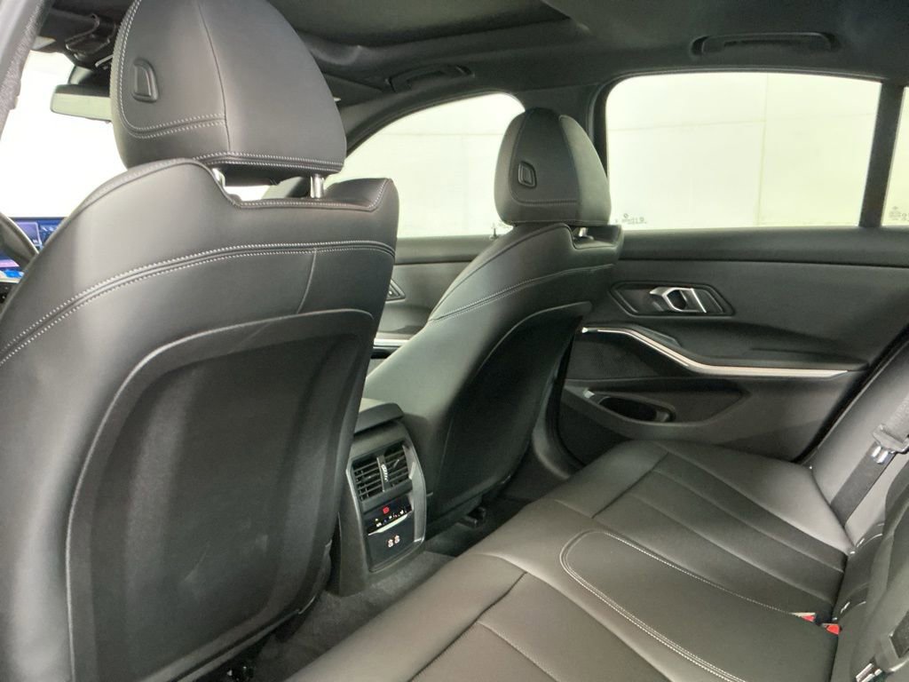 Certified 2025 BMW 330i Sedan w/ M Sport Package RWD image 25