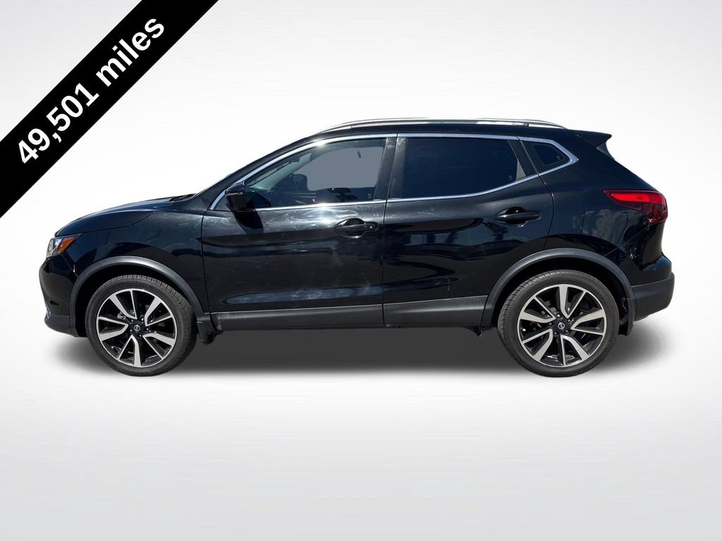 Used 2018 Nissan Rogue Sport SL w/ SL Premium Package FWD image 2
