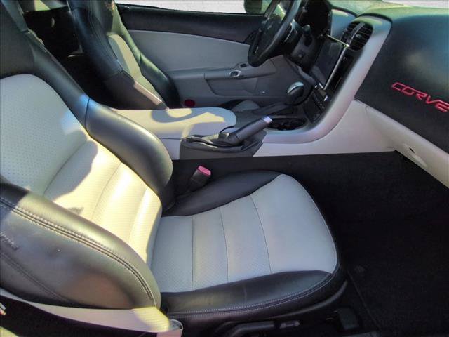 Used 2007 Chevrolet Corvette Convertible w/ Preferred Equipment Group RWD image 16
