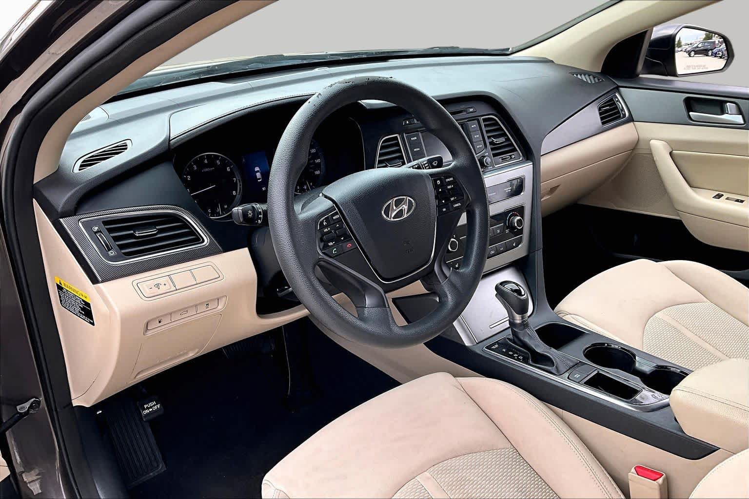 Used 2015 Hyundai Sonata Sport FWD image 18