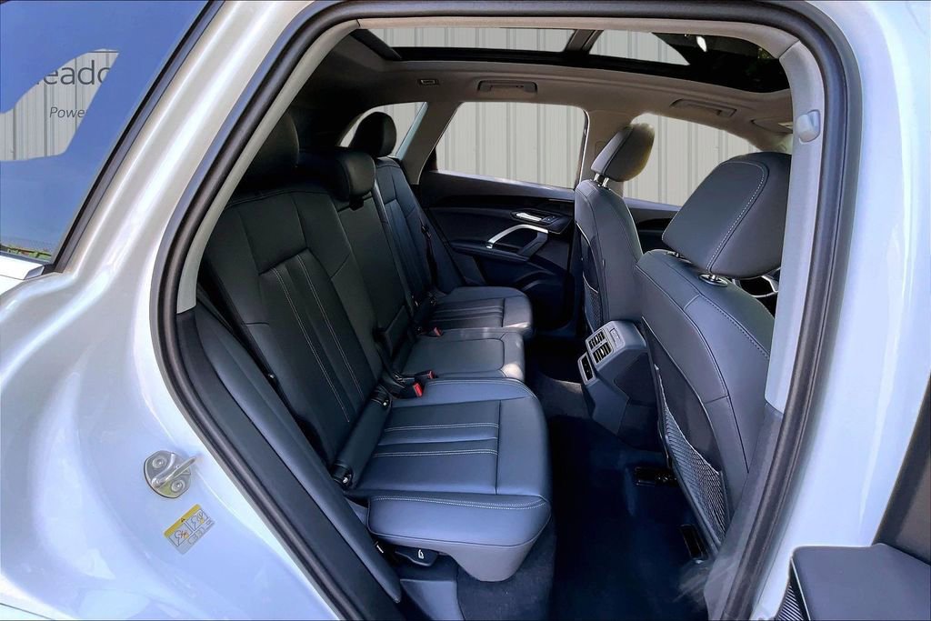 Used 2025 Audi Q5 Premium w/ Convenience Package AWD/4WD image 25