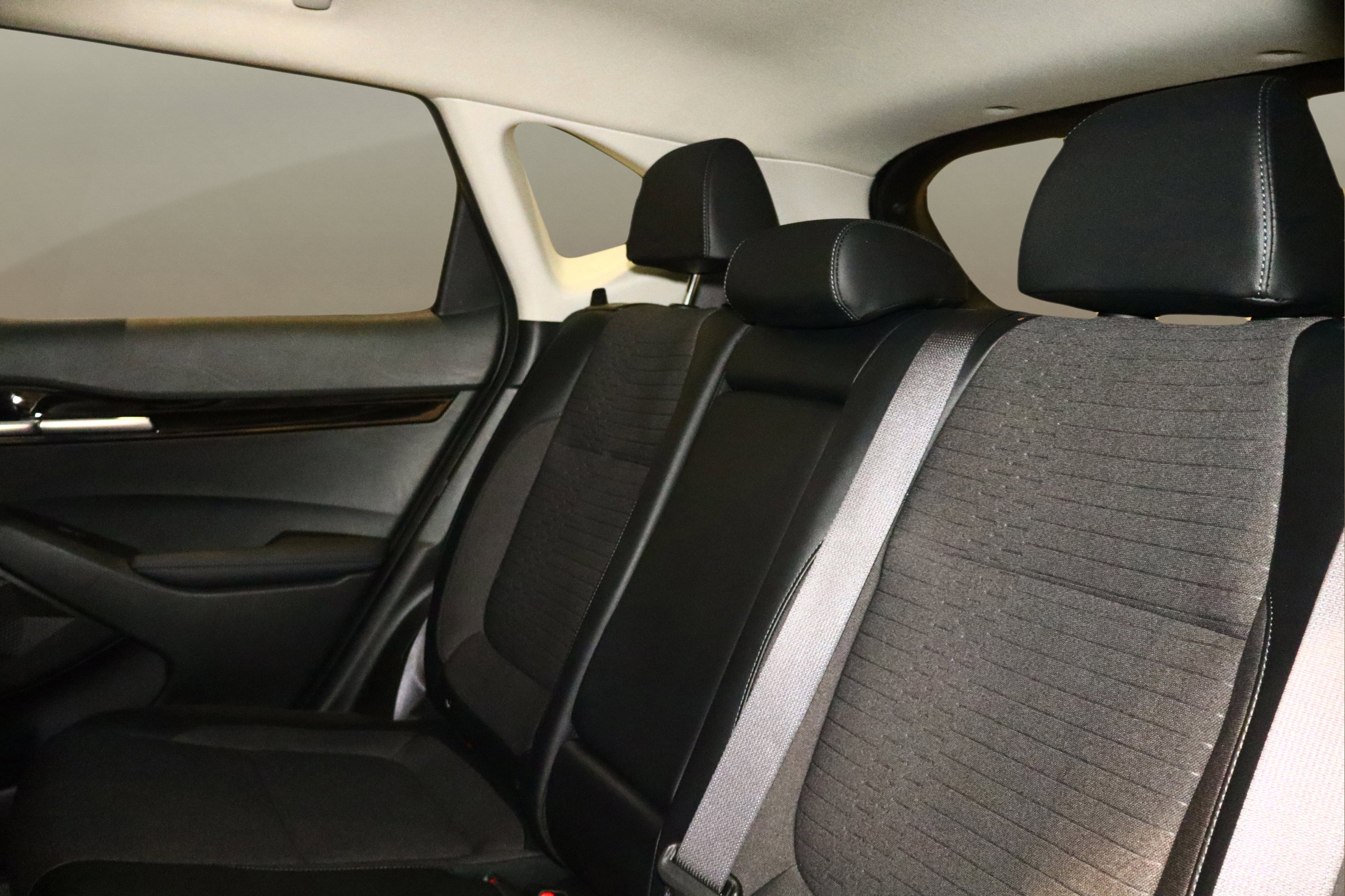 Used 2021 Kia Seltos S image 16