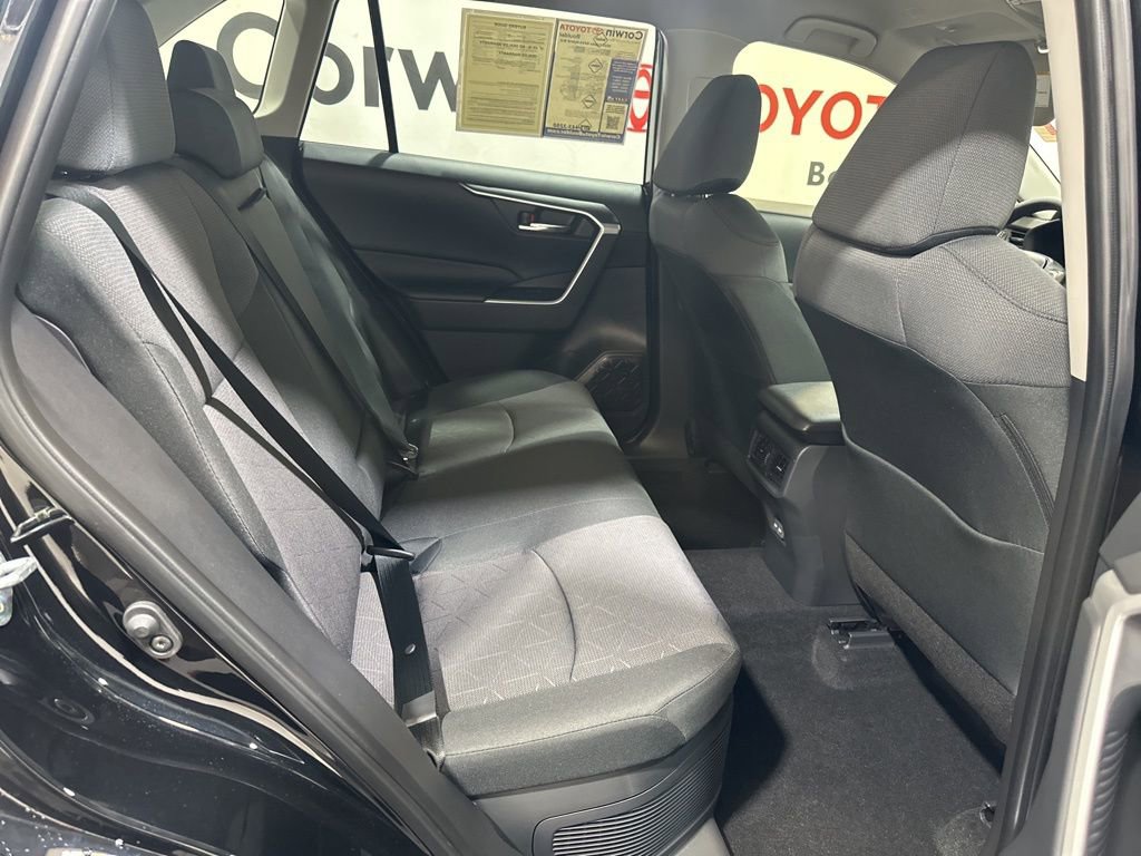 Used 2025 Toyota RAV4 XLE image 13