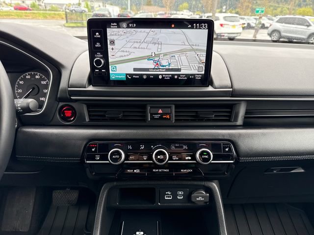 Used 2025 Honda Pilot Touring image 28