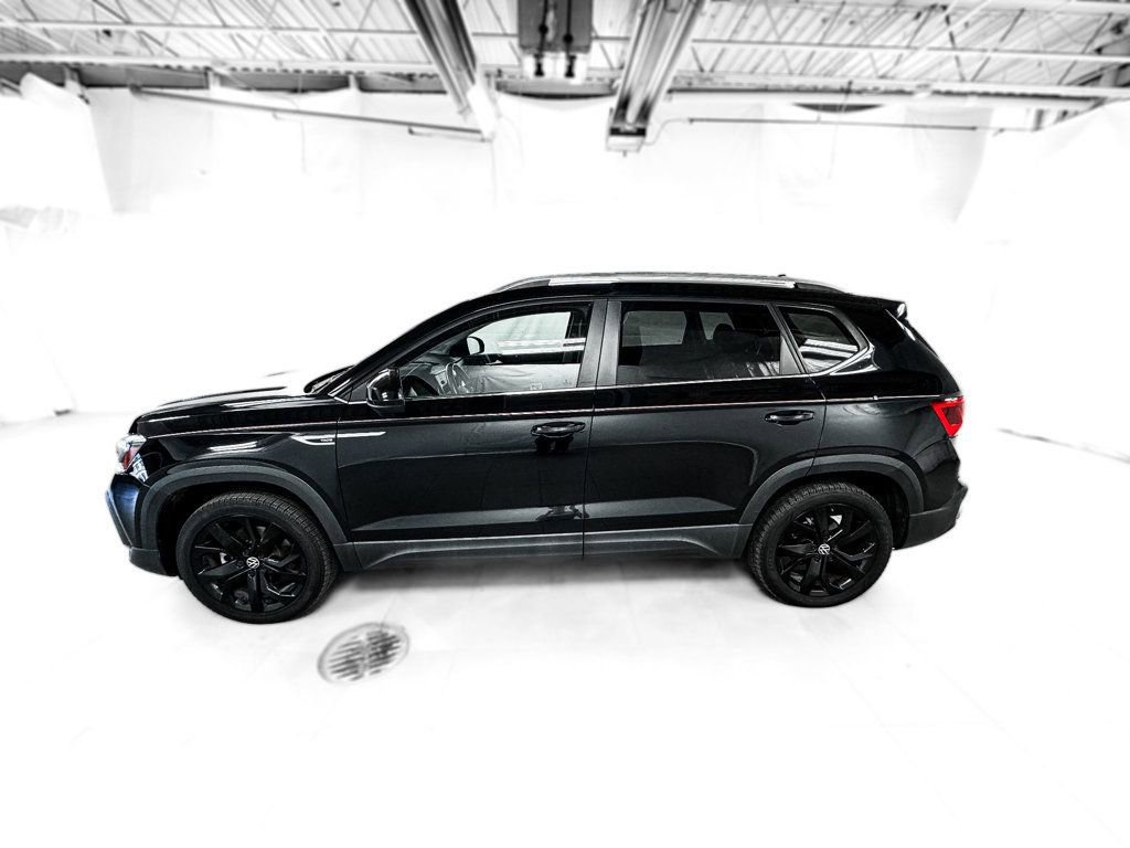 Used 2022 Volkswagen Taos SE image 3