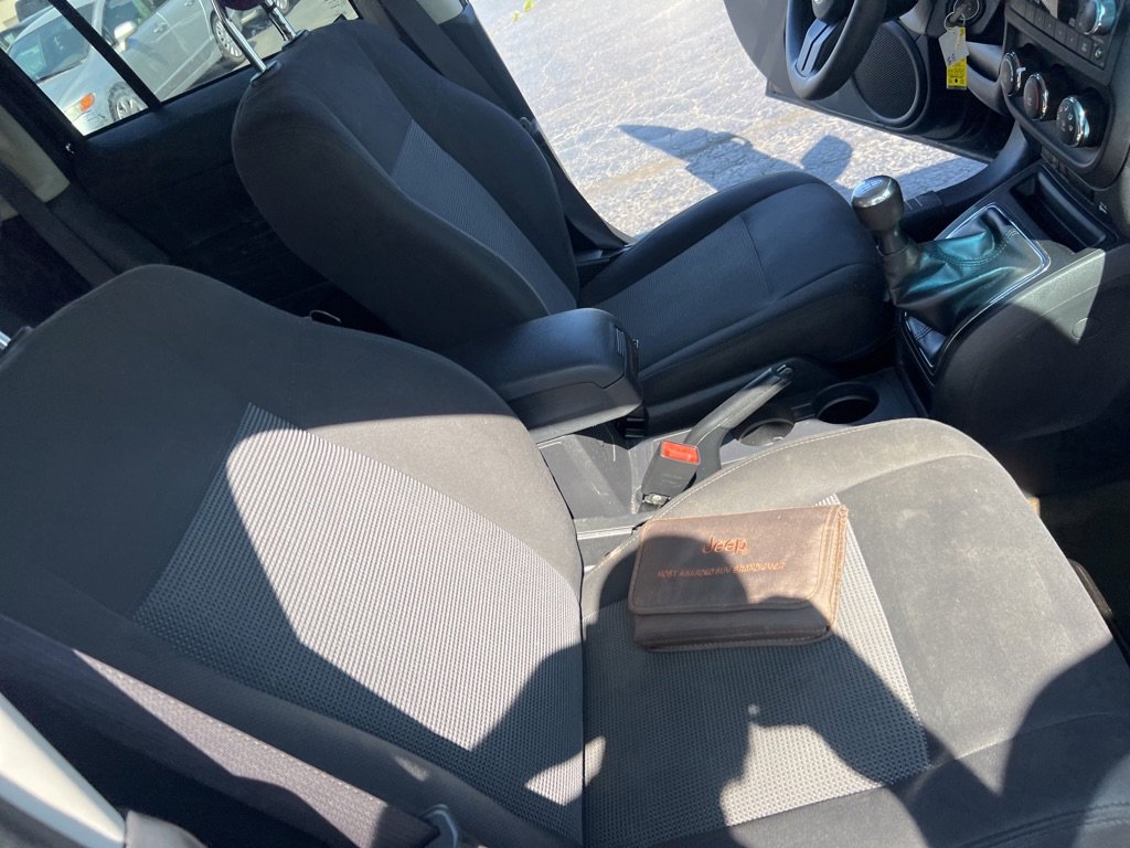 Used 2016 Jeep Patriot Sport image 22