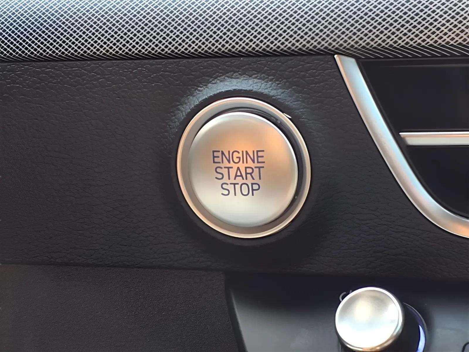 Certified 2025 Hyundai Sonata SE image 14