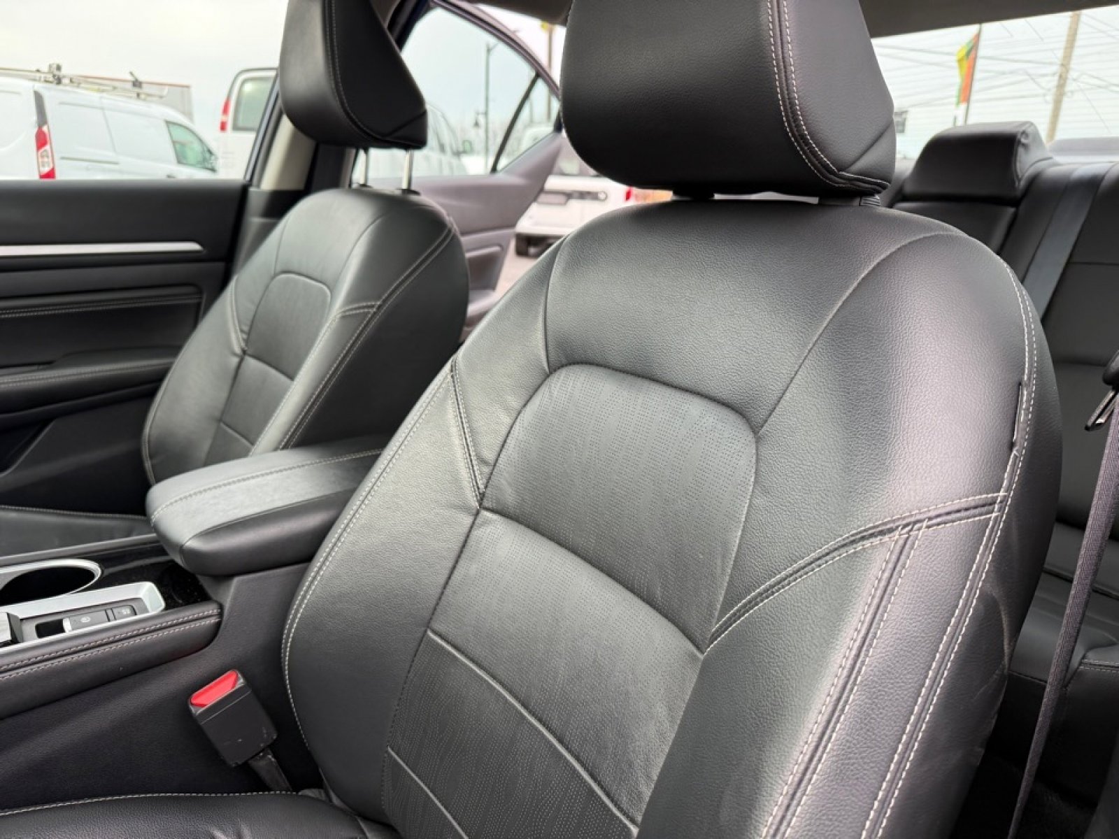 Used 2022 Nissan Altima 2.5 Platinum image 27