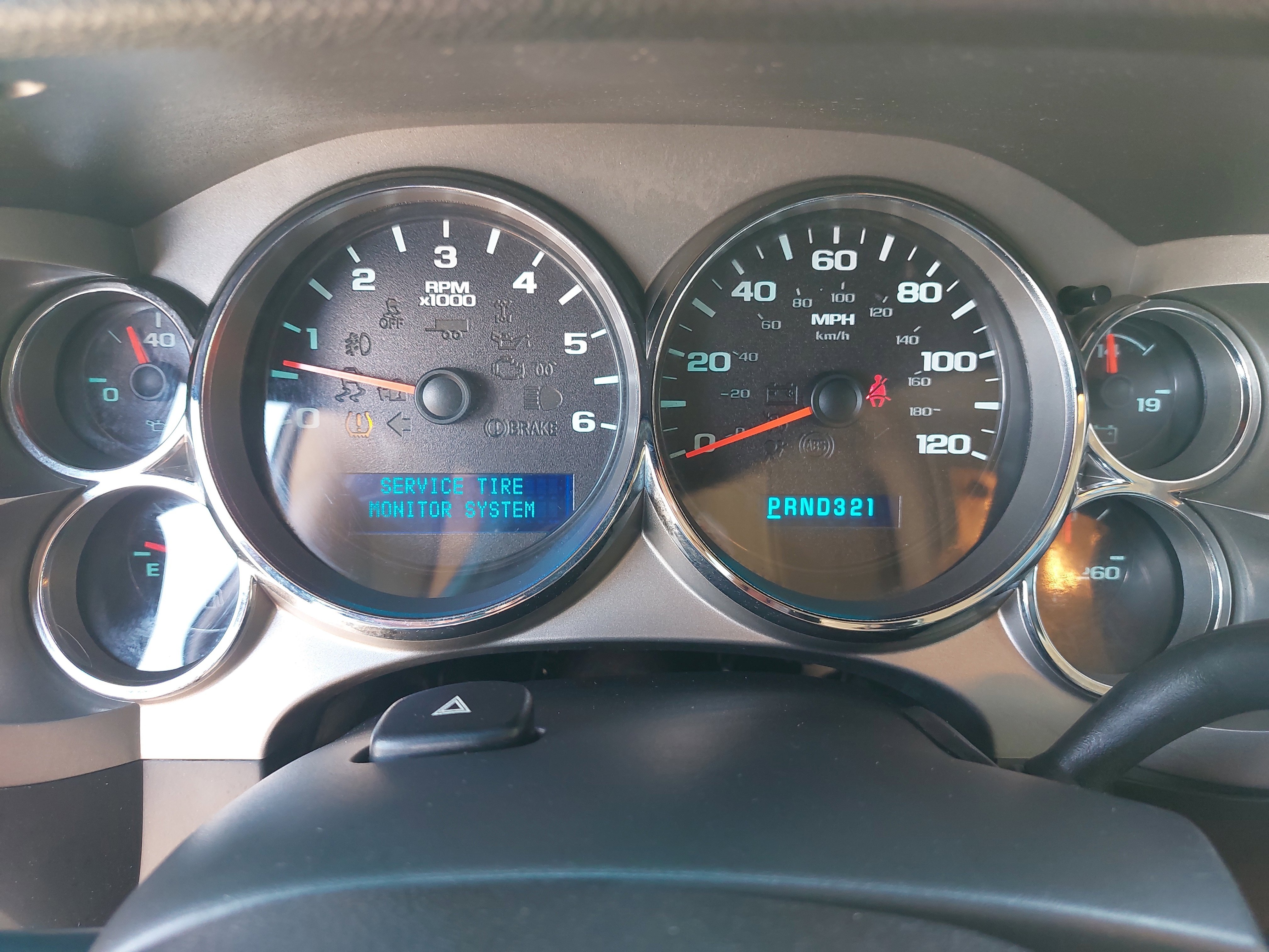 Used 2010 Chevrolet Silverado 1500 LT image 19