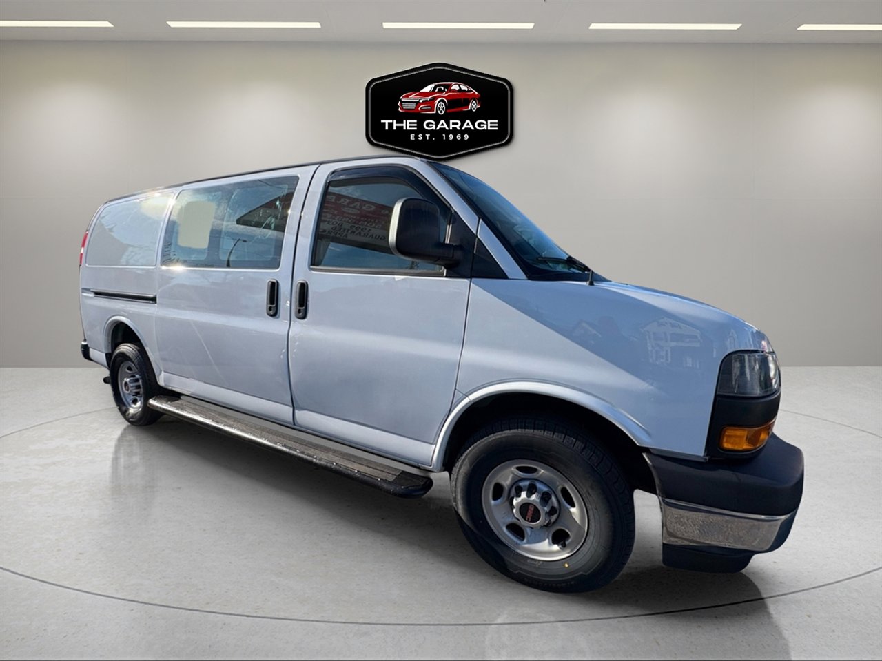 Used 2019 GMC Savana 2500 2500 135 w/ Driver Convenience Package image 9