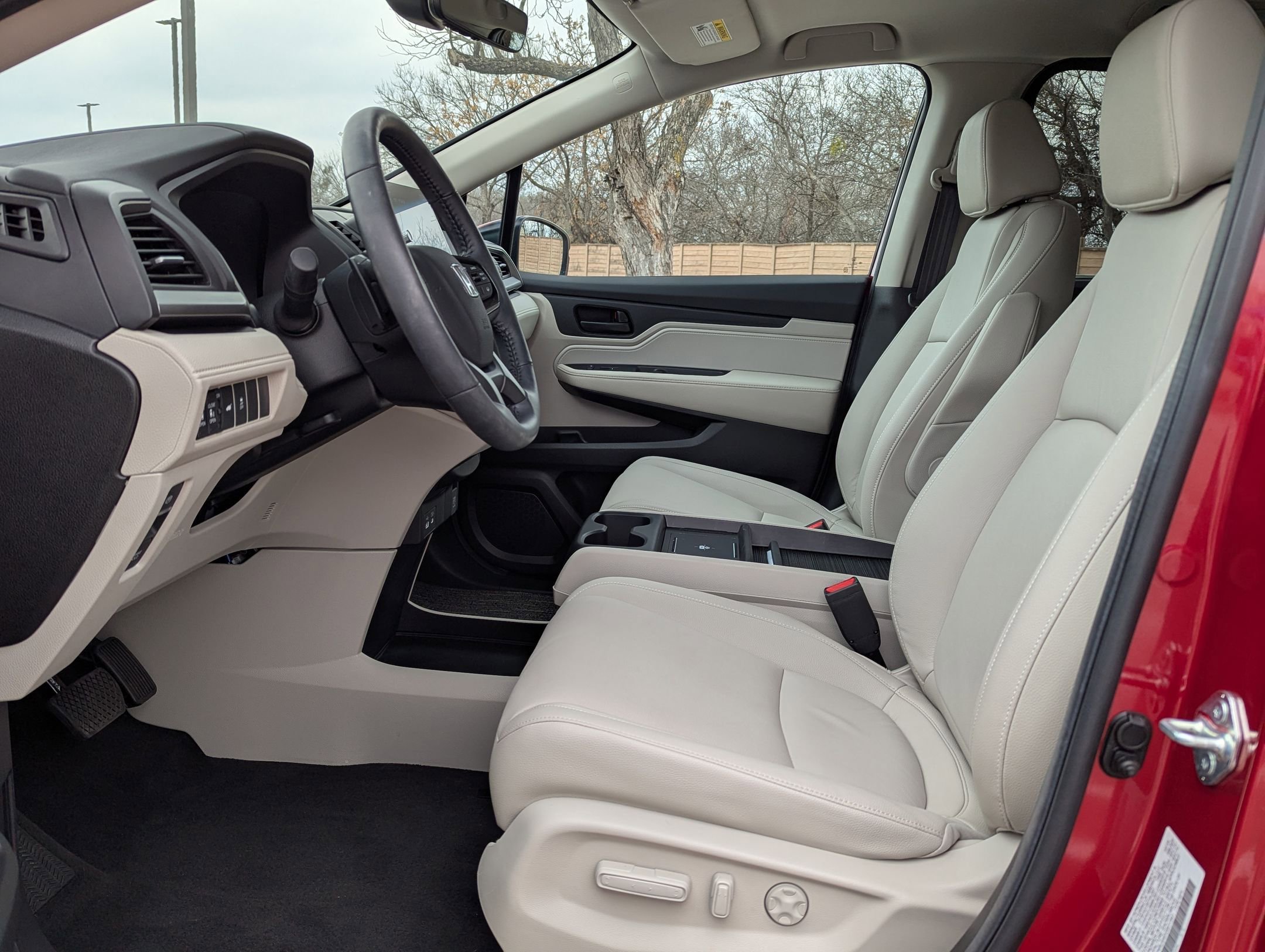 Certified 2025 Honda Odyssey EX-L image 10