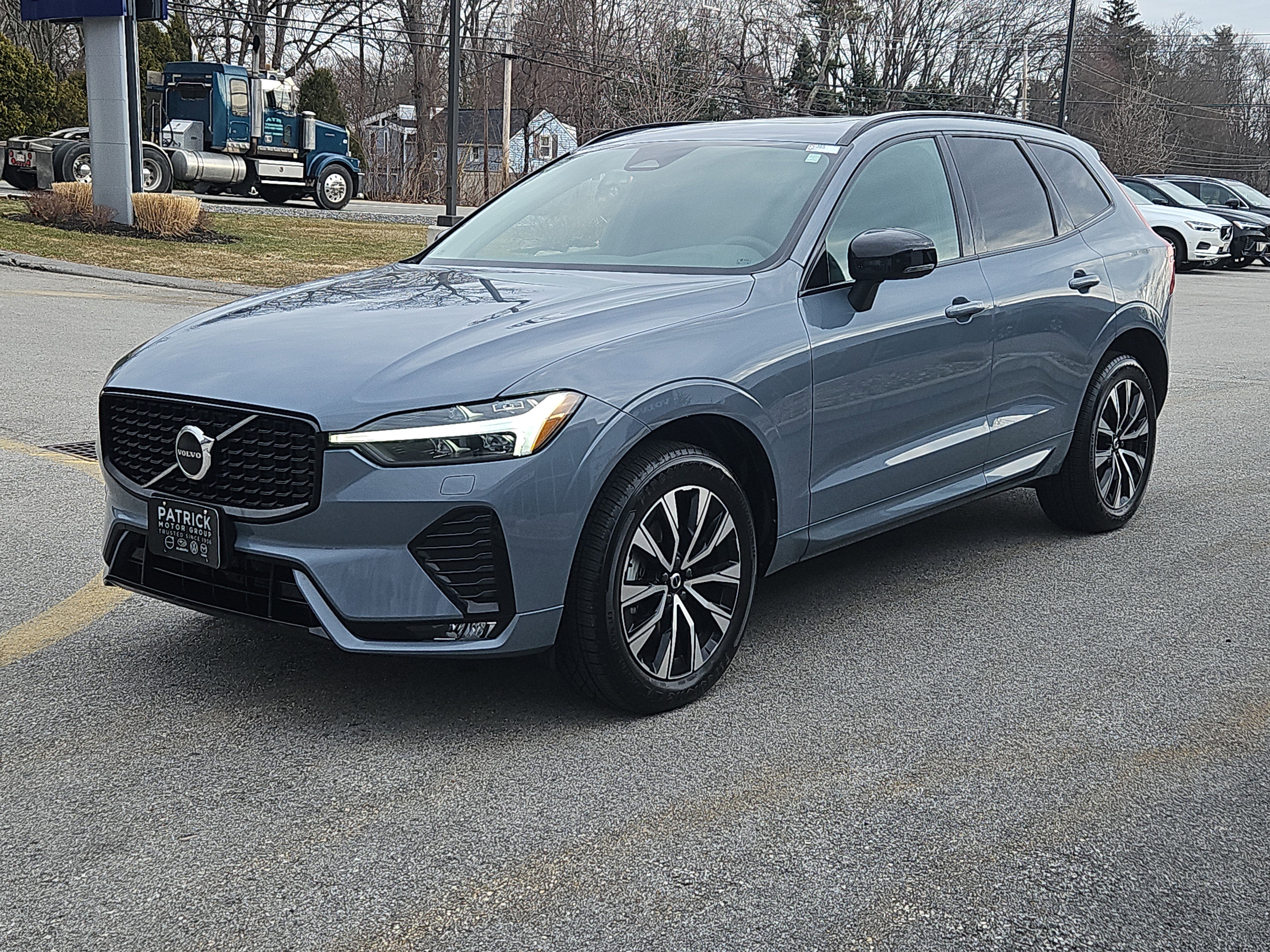 Used 2024 Volvo XC60 B5 Core w/ Climate Package image 23