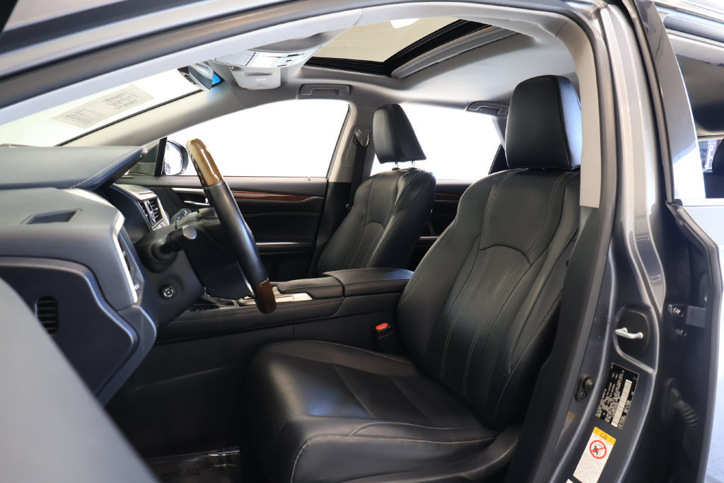 Used 2018 Lexus RX 350L FWD image 18