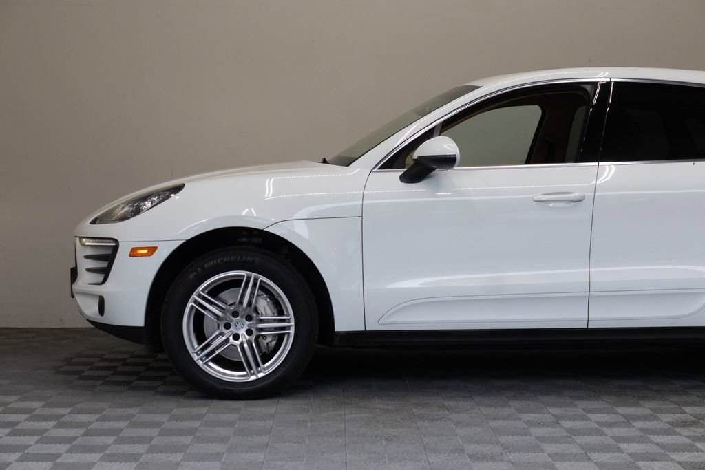 Used 2015 Porsche Macan S AWD/4WD image 8