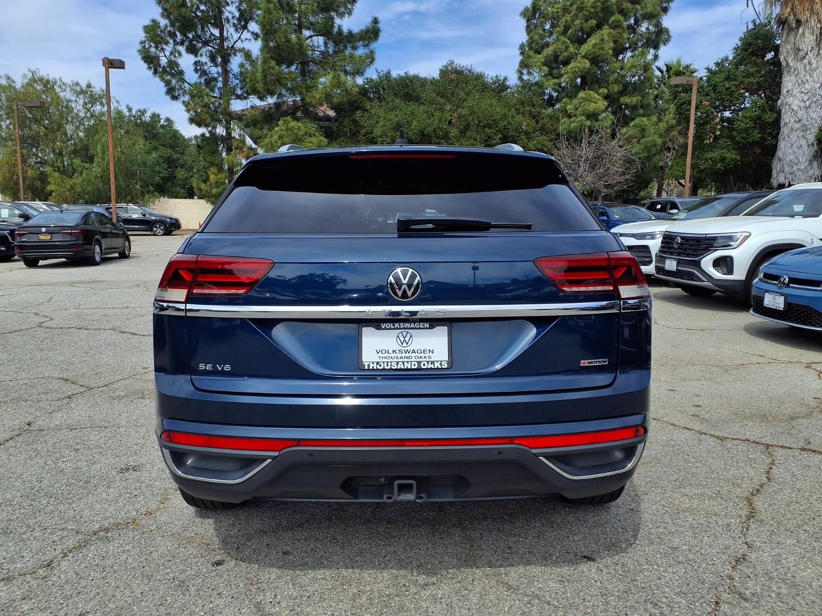 Used 2020 Volkswagen Atlas Cross Sport SE w/ Panoramic Sunroof Package image 21