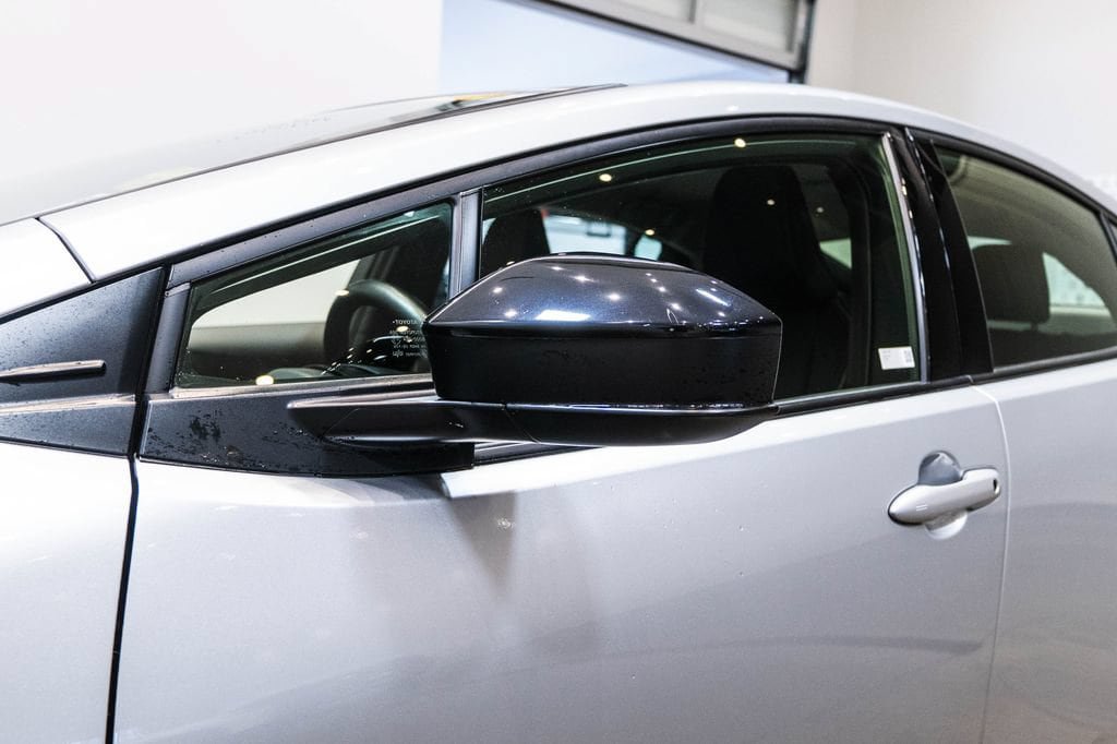 Certified 2025 Toyota Prius XLE FWD image 12