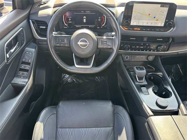 Used 2022 Nissan Rogue Platinum w/ Head-Up Display Package image 8