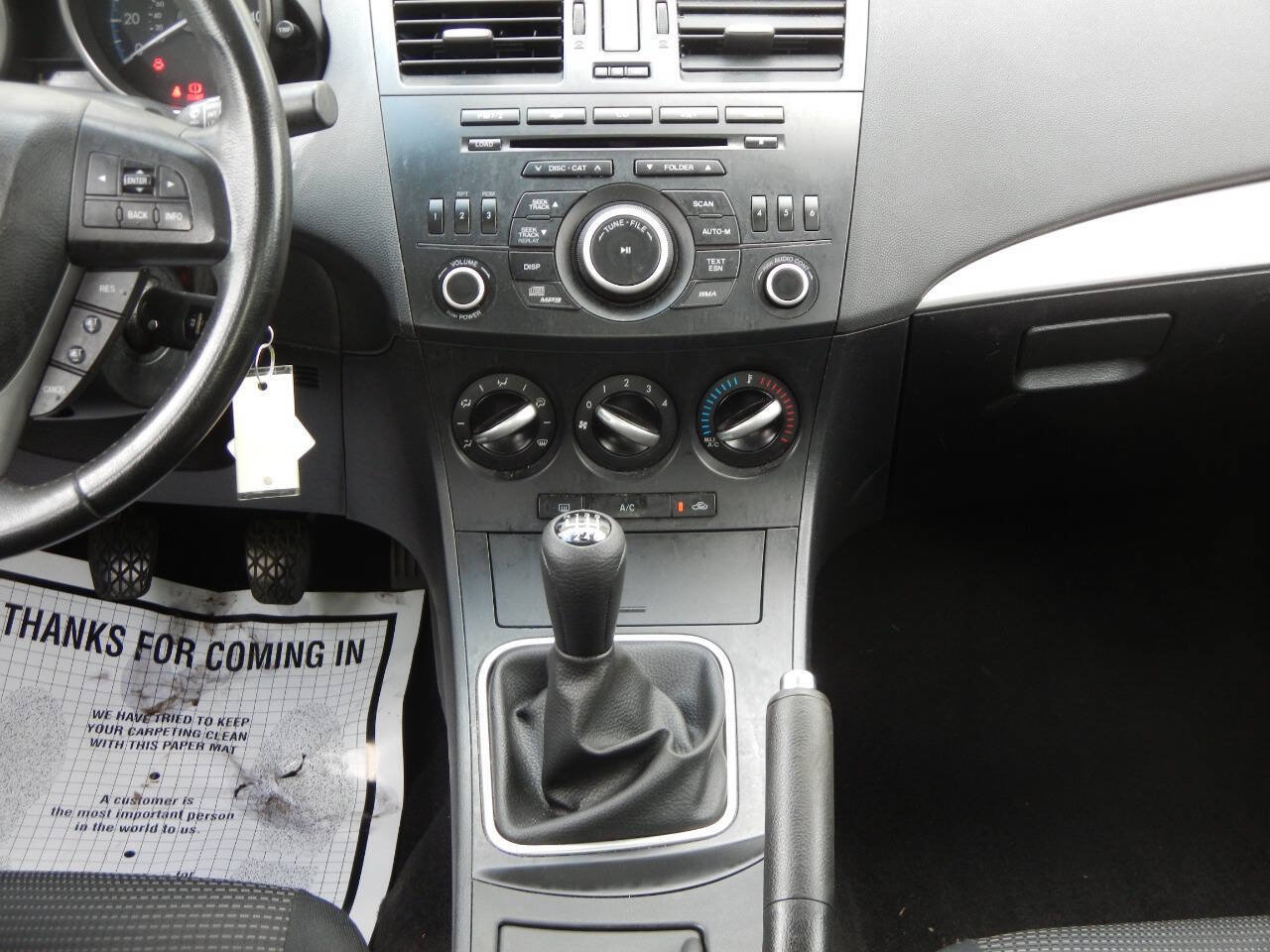 Used 2012 MAZDA MAZDA3 i Touring FWD image 2