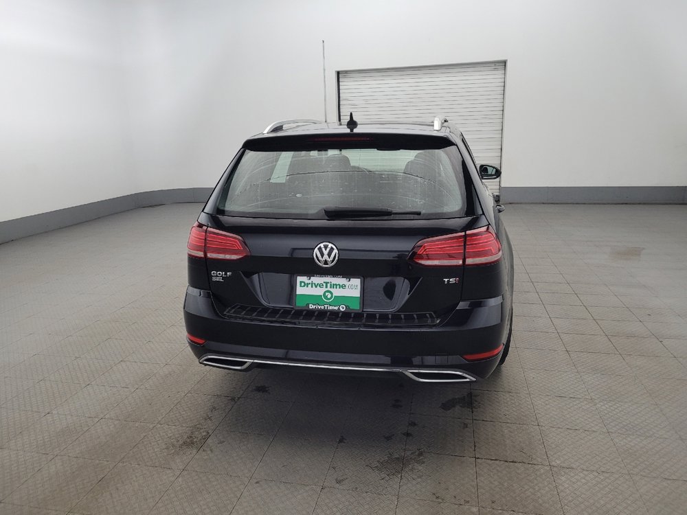 Used 2018 Volkswagen Golf SEL image 7