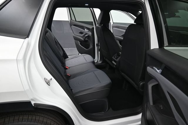 New 2026 Volkswagen Tiguan SE R-Line AWD/4WD image 13