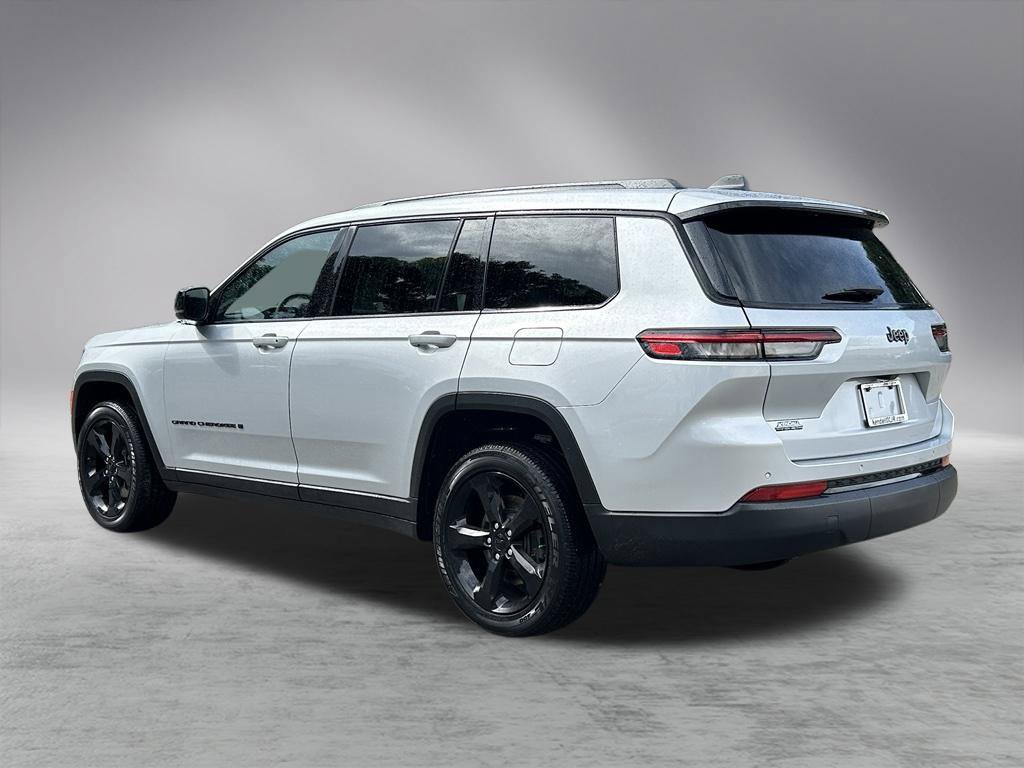 Certified 2025 Jeep Grand Cherokee L Altitude RWD image 7