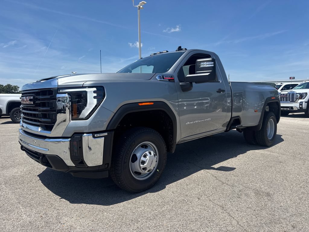 New 2026 GMC Sierra 3500 Pro w/ 1SA Pro Safety Plus Package AWD/4WD video 2