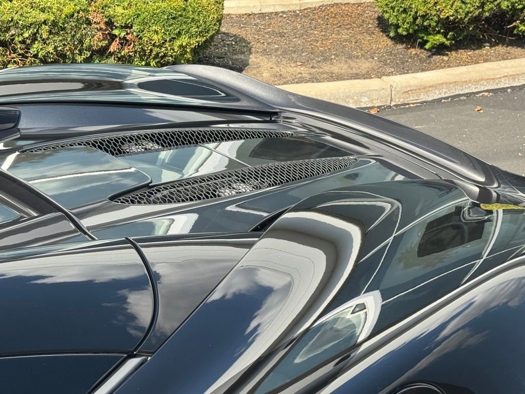 Used 2019 McLaren 570S Spider image 22