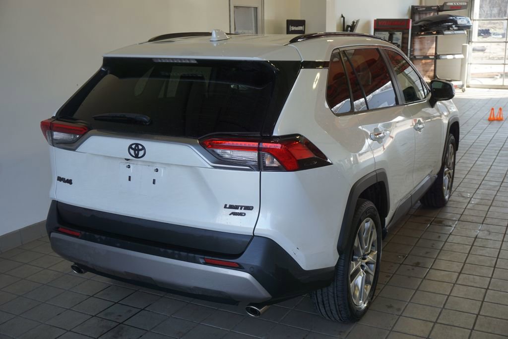 Used 2023 Toyota RAV4 Limited w/ Limited Grade Weather Package image 15
