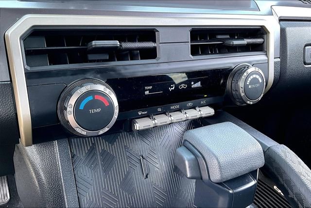 Used 2025 Toyota Tacoma SR5 image 23