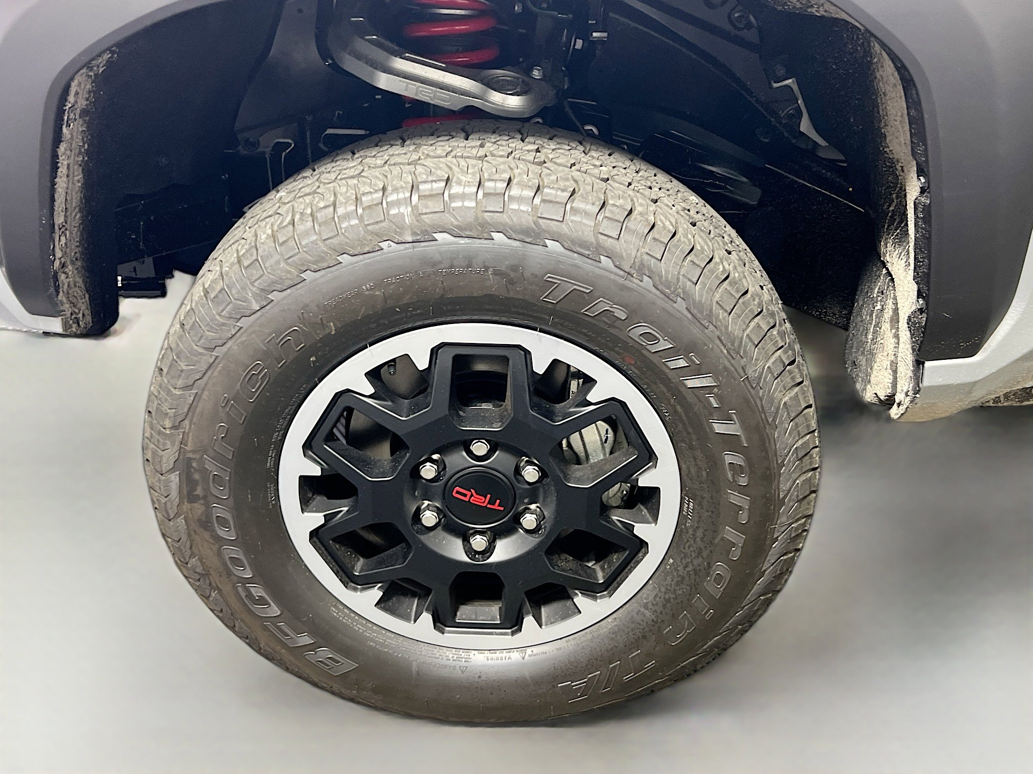 New 2025 Toyota Tacoma TRD Off-Road image 13