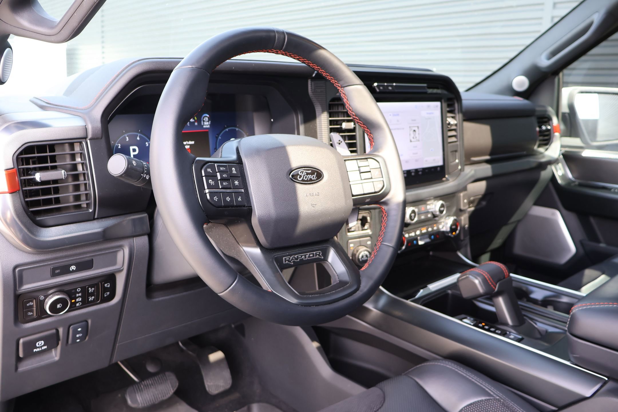 Used 2025 Ford F150 Raptor image 11