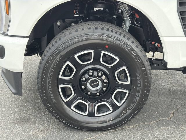 New 2026 Ford F250 Platinum AWD/4WD image 11