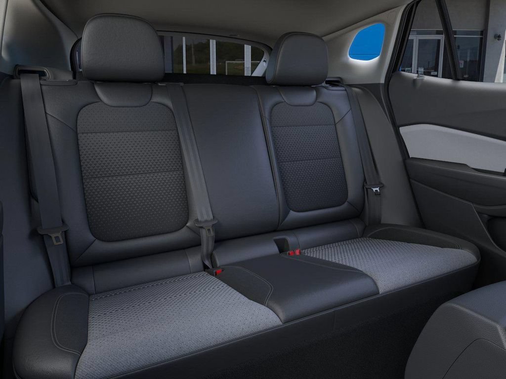 New 2026 Chevrolet Trax LT w/ Driver Confidence Package FWD image 17