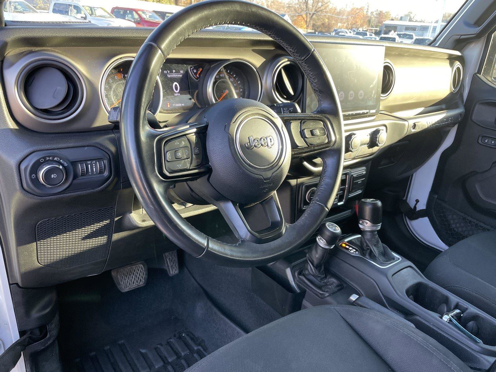 Used 2018 Jeep Wrangler Unlimited Sport S image 14