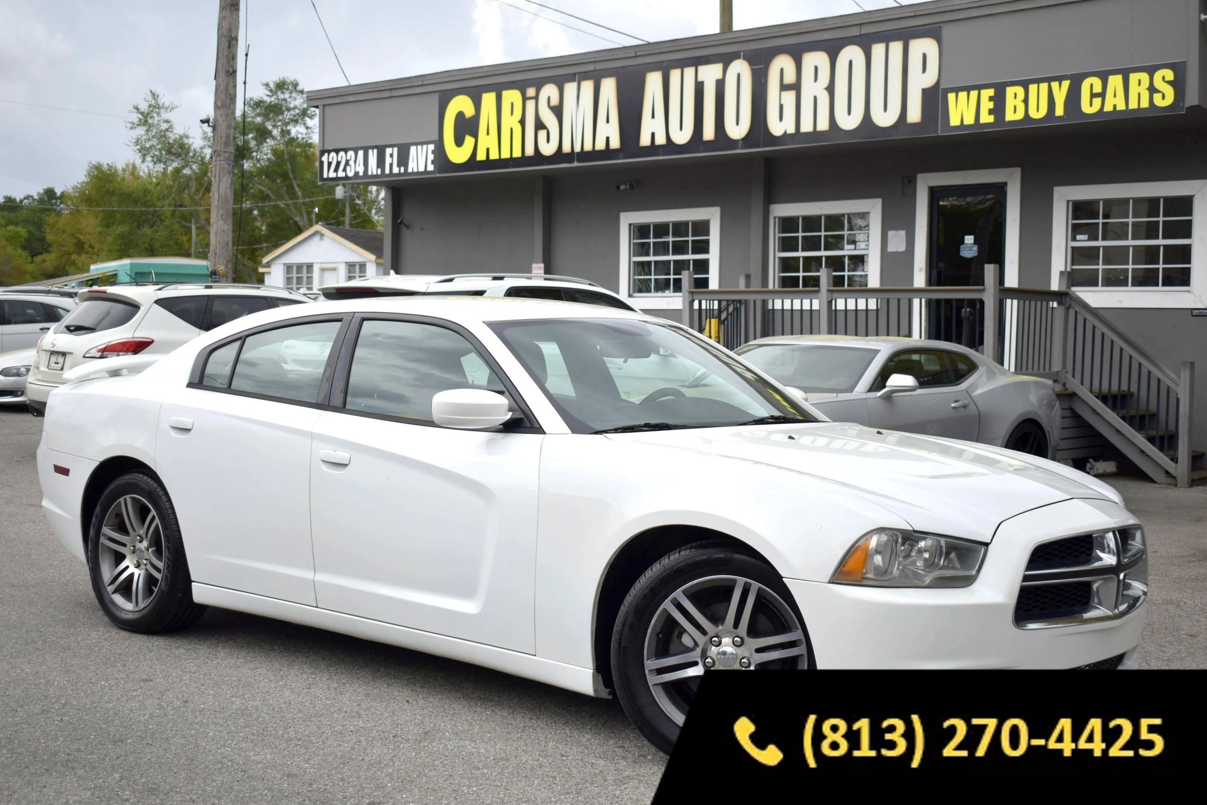 Used 2013 Dodge Charger SE RWD image 1