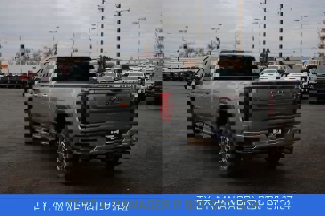 New 2026 GMC Sierra 2500 SLT w/ SLT Premium Package image 4