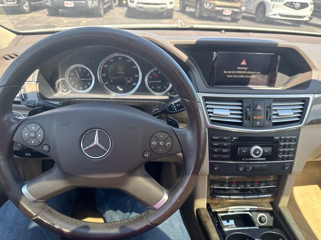 Used 2010 Mercedes-Benz E 350 Sedan image 15