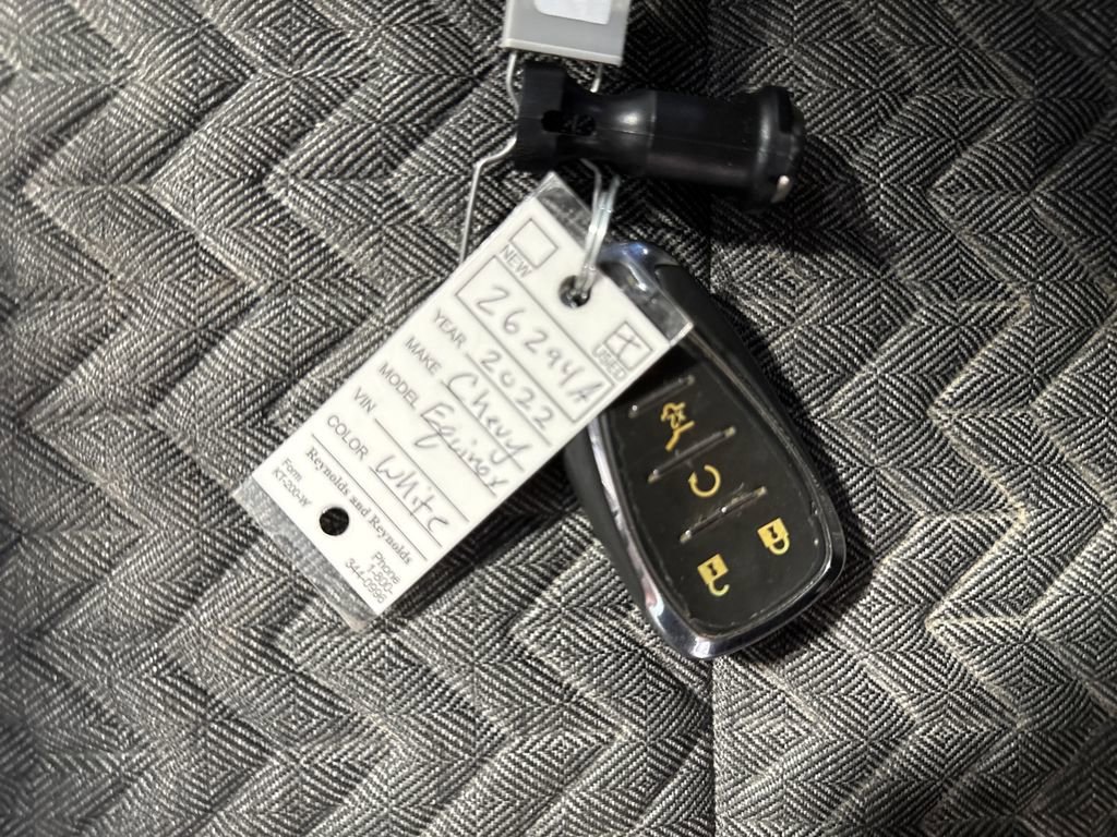 Used 2022 Chevrolet Equinox LT FWD image 24