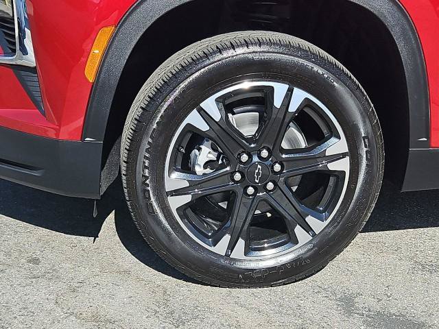 New 2027 Chevrolet Traverse LT w/ Sun and Wheel Package FWD image 34