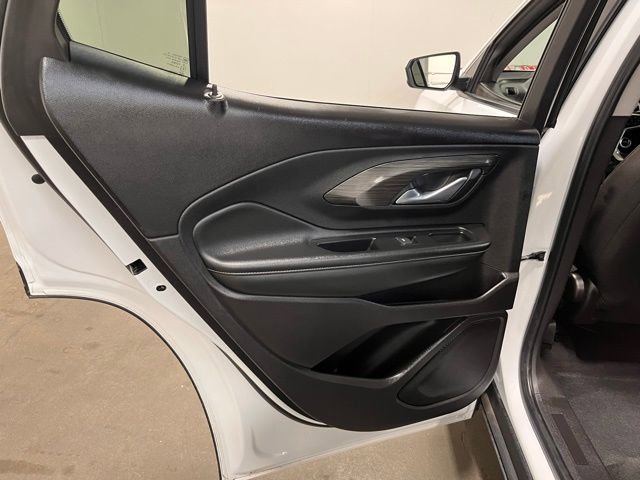 Used 2024 GMC Terrain SLE image 19