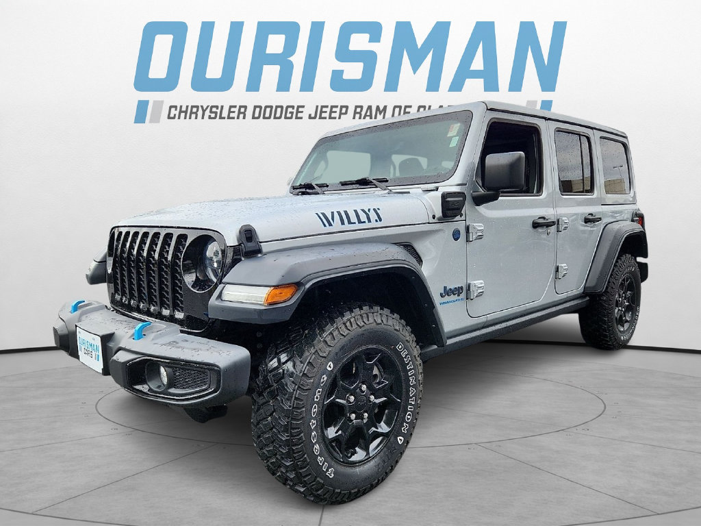 Used 2023 Jeep Wrangler Unlimited w/ Cold Weather Group AWD/4WD image 3